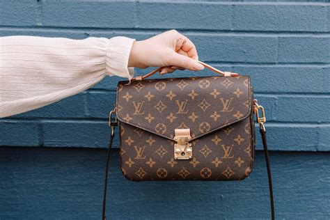 louis vuitton hong kong cheaper